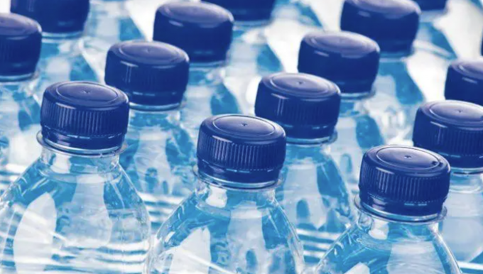 Botella de mascotas de agua pura de llenado de tapa de bebida de embalaje de la máquina de planta 4